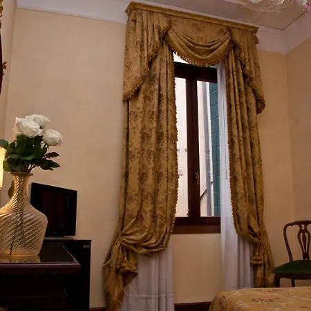 Ca Favretto San Cassiano - Residenza D'epoca Venetië