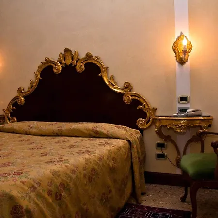 Hotel Ca Favretto San Cassiano - Residenza D'epoca 4*