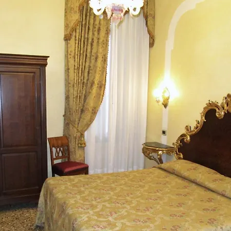 Ca Favretto San Cassiano - Residenza D'epoca 4* Veneza