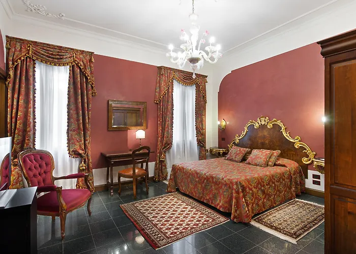 Ca Favretto San Cassiano - Residenza D'epoca Hotel 4*