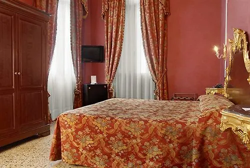 Ca Favretto San Cassiano - Residenza D'epoca 4*